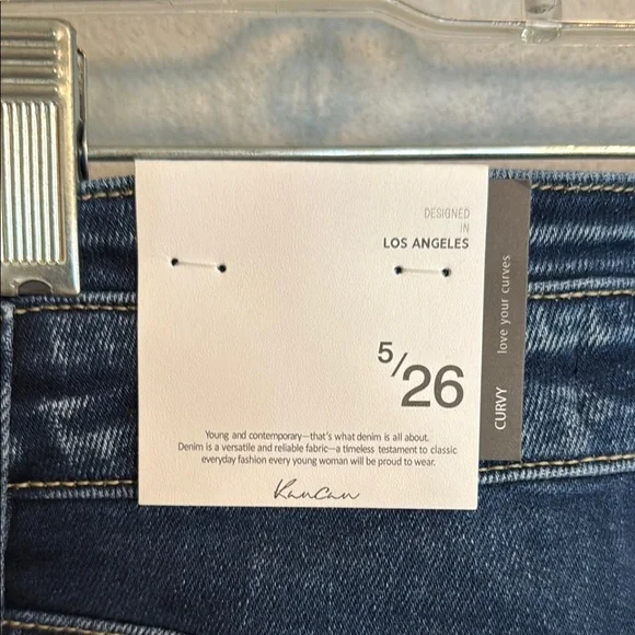 NWT KanCan Women's High Rise Bellbottom Flare Jeans in Dark Blue - Picture 4 of 12